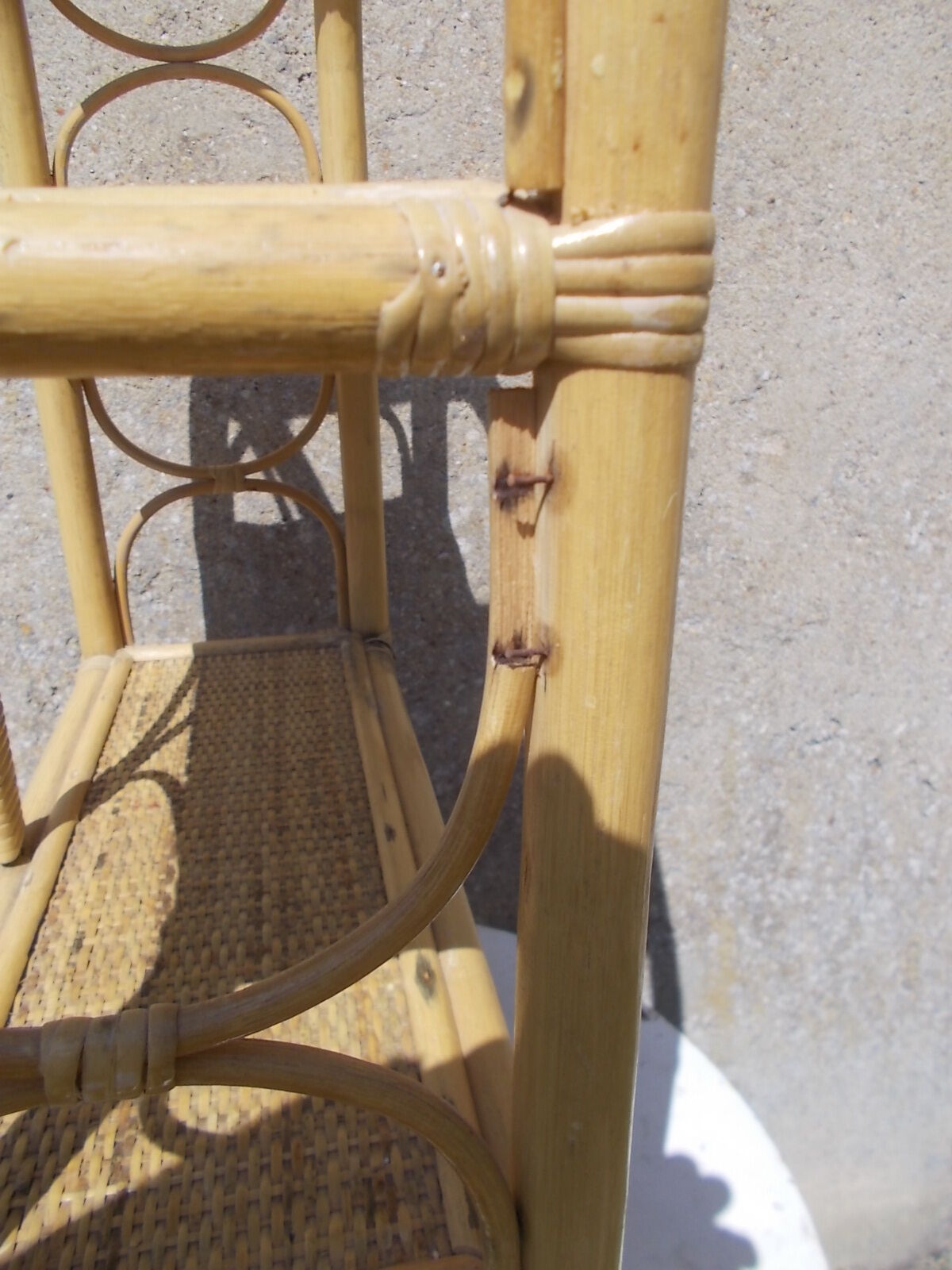 Wall or standing rattan shelf