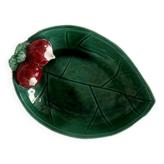 Vintage empty pocket in ceramic and slip in the shape of a leaf and radish