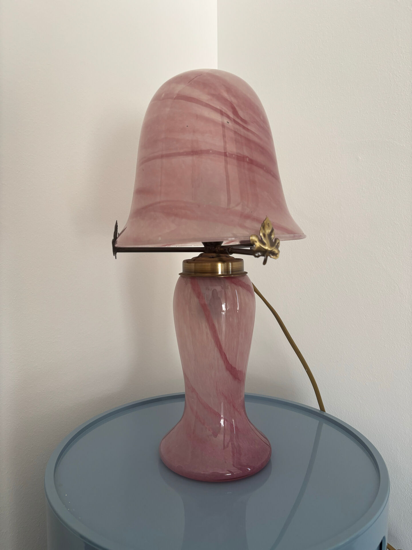 Vintage pink glass table lamp – Mushroom shade and base in
