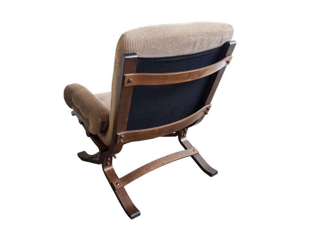 Set of 2 vintage westnofa style club armchairs