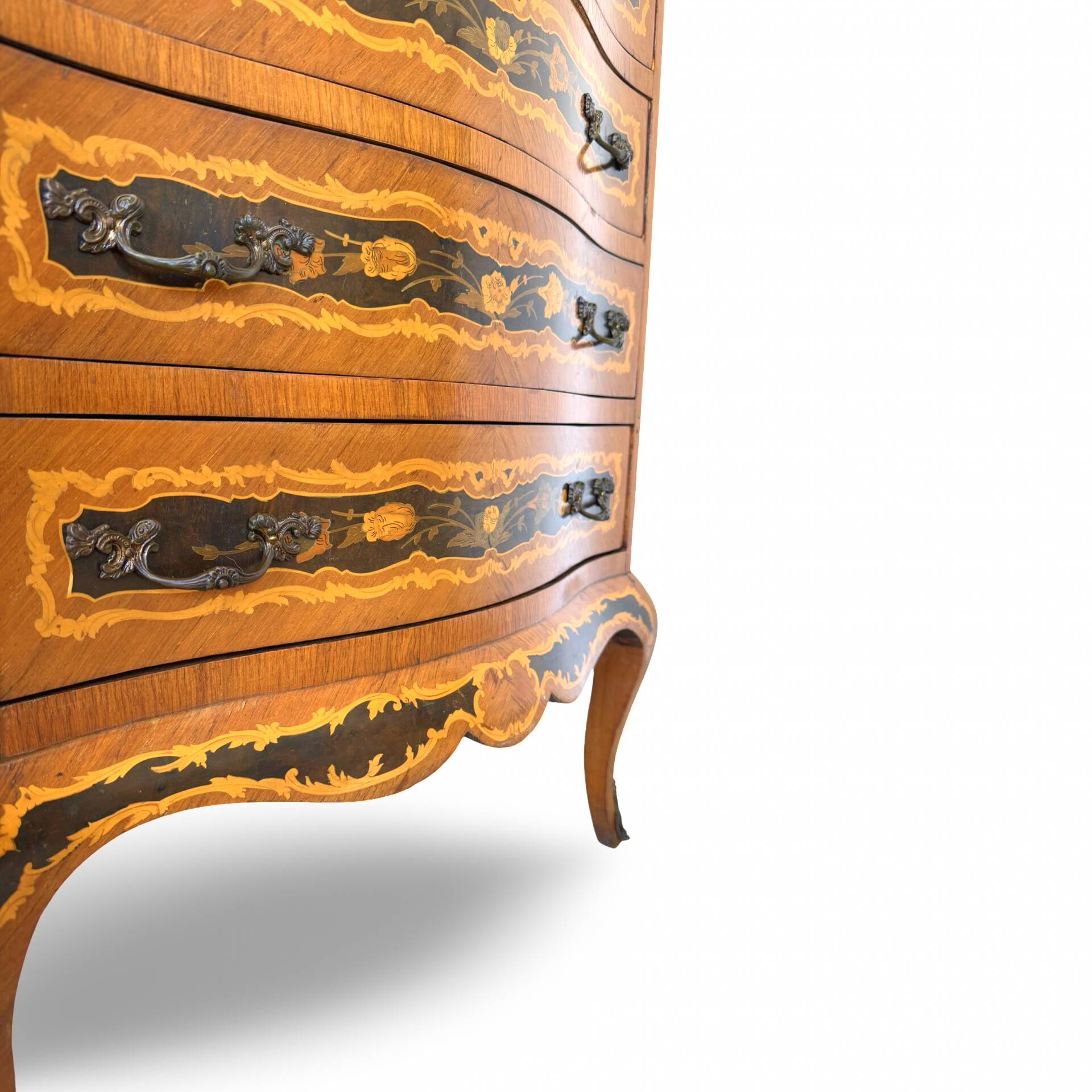 Wooden bedroom suite with inlays in mid-century Italian style, by Pacifici Prete, Rome.