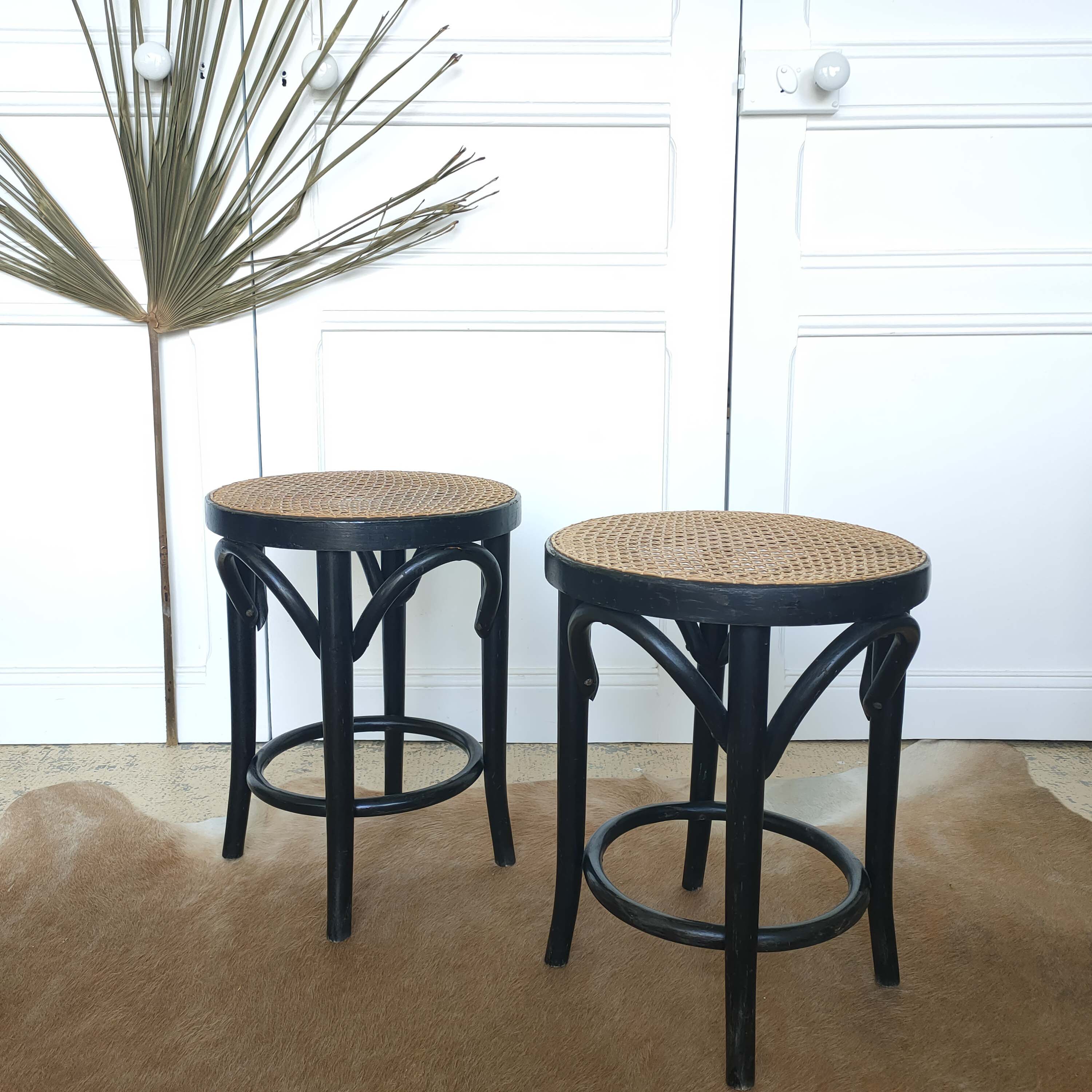 Pair of low curved wood stool and cannage