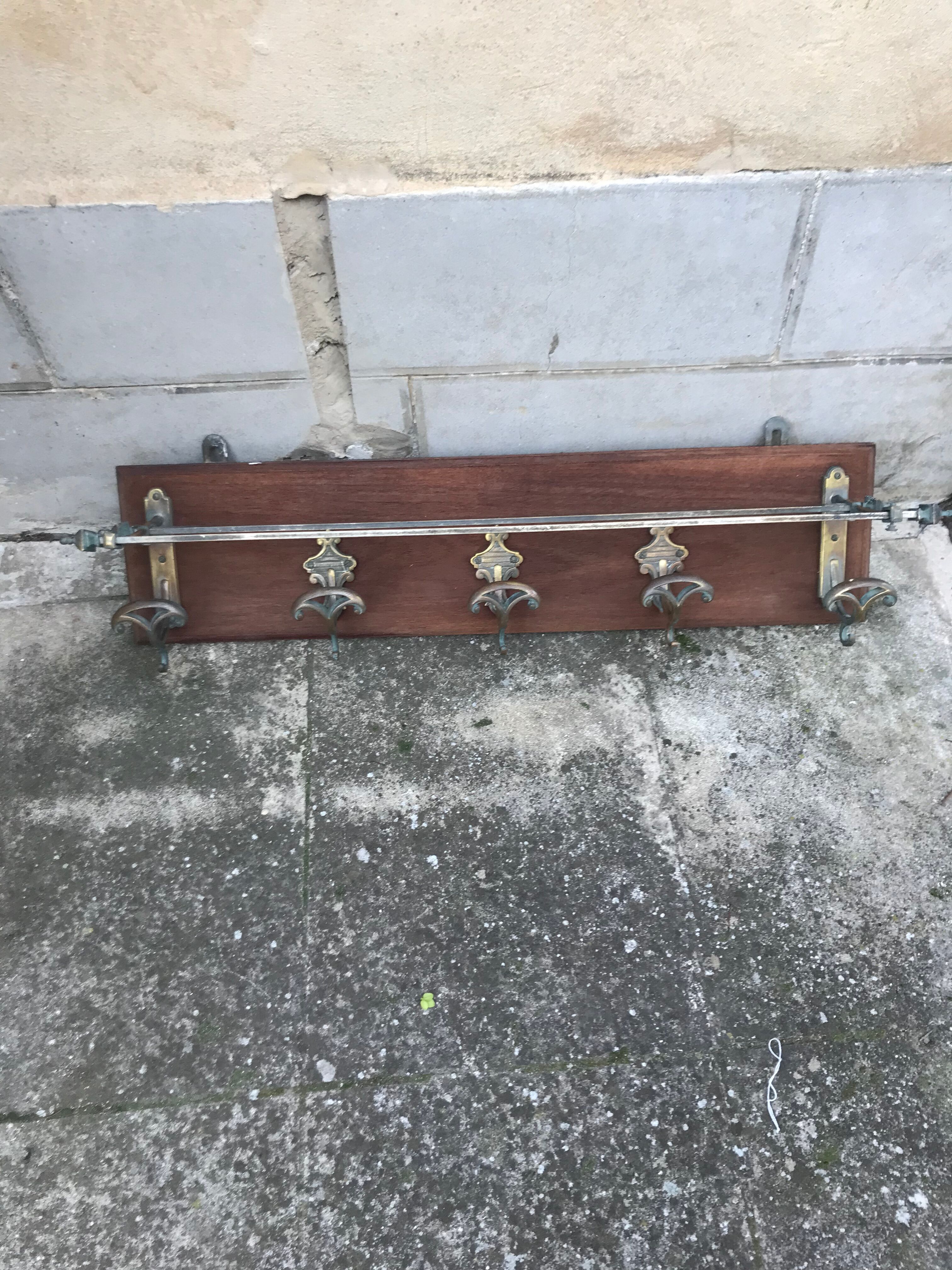 Coat rack