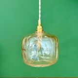 Suspension globe vintage en verre ambré