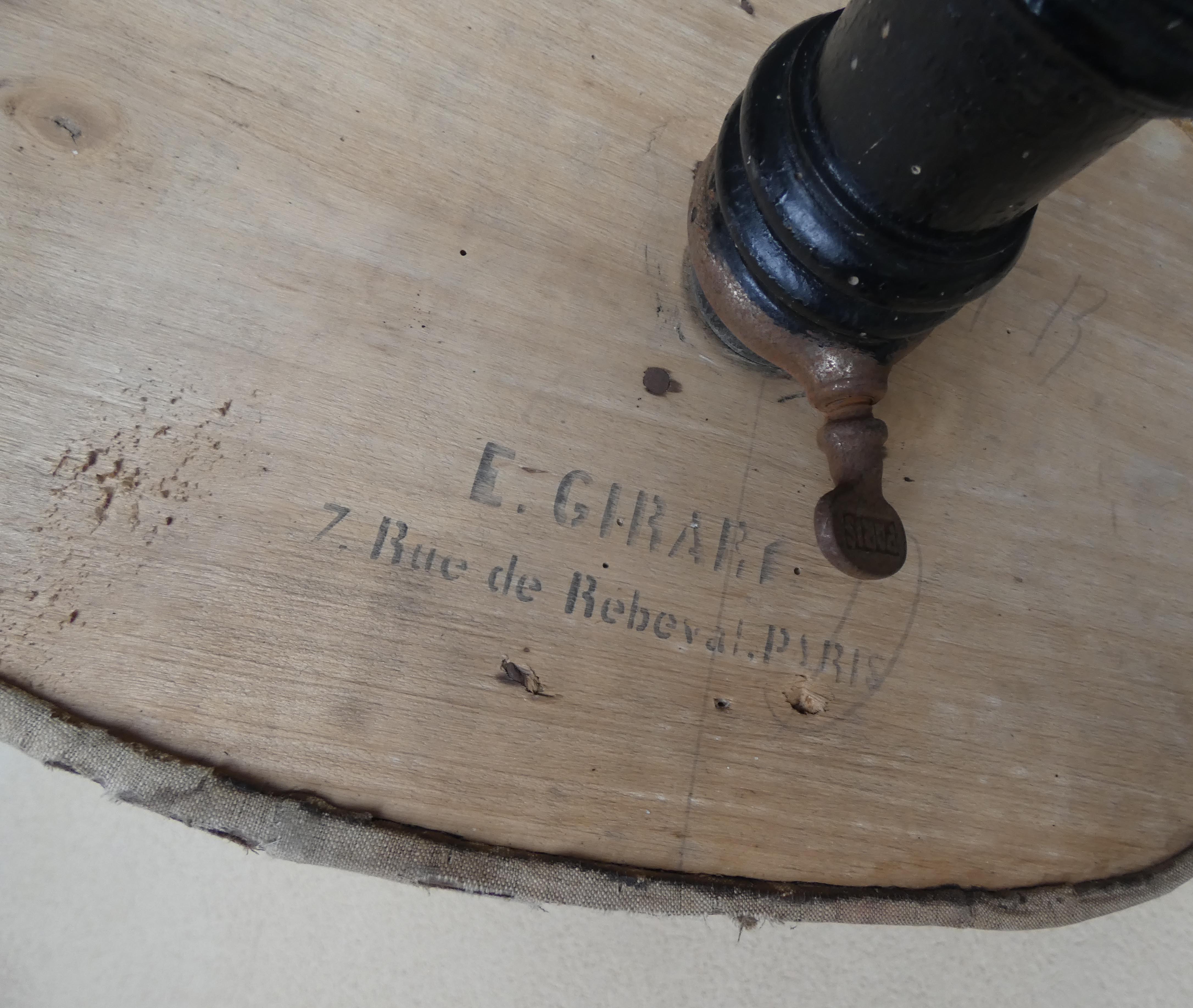 Former female sewing model t42