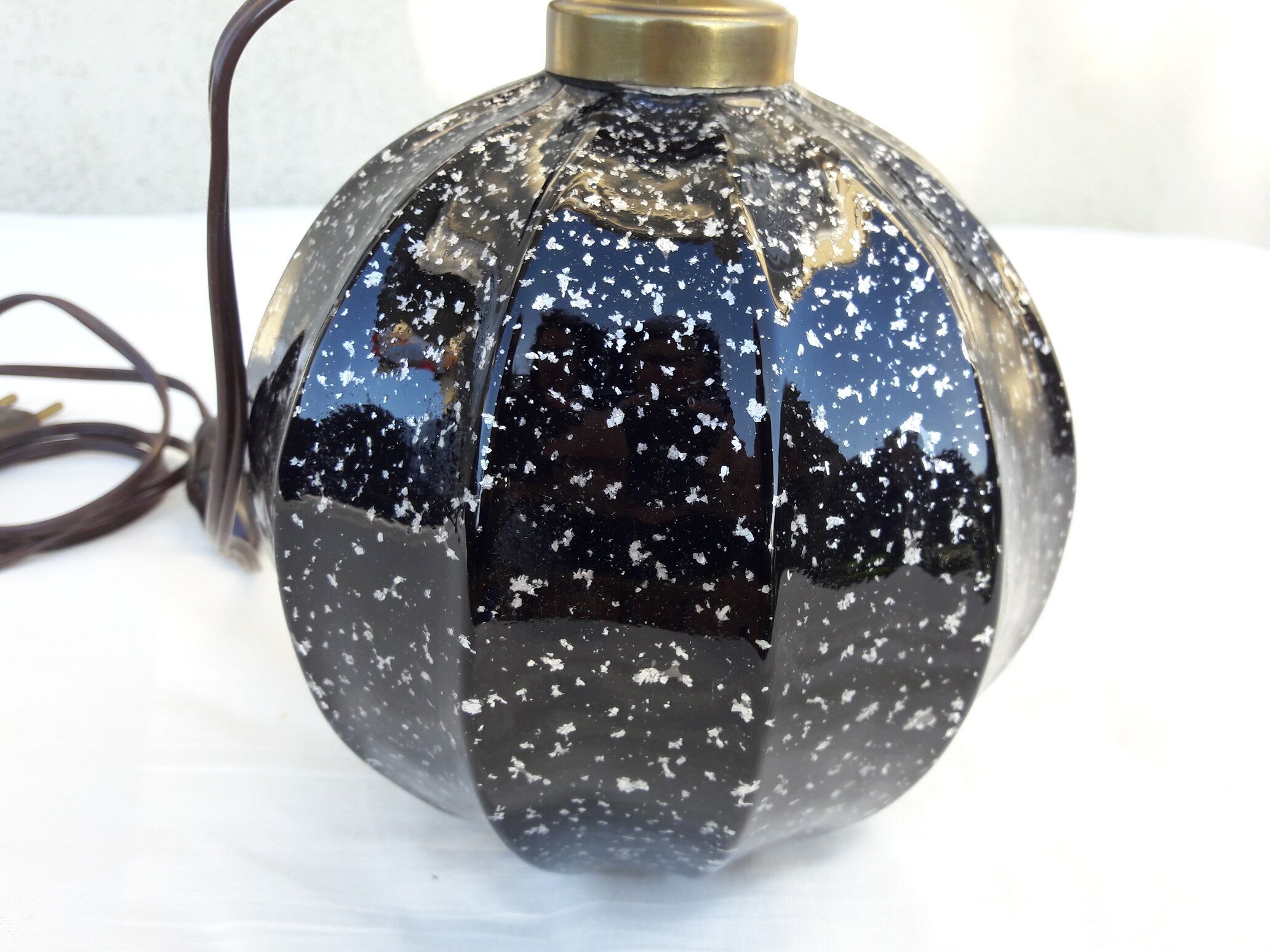 Black and silver lamp foot