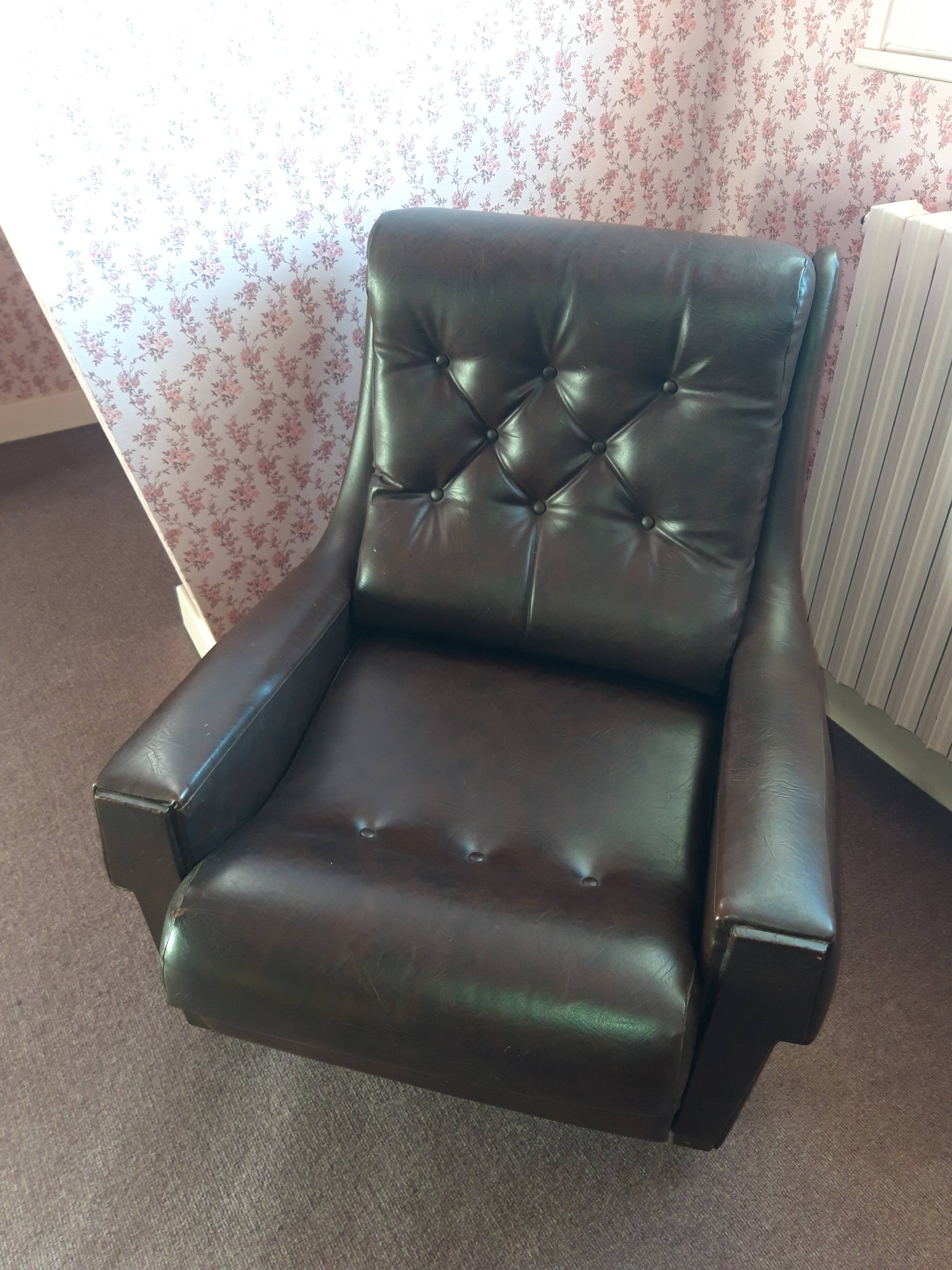 Fauteuil club vintage simili cuir