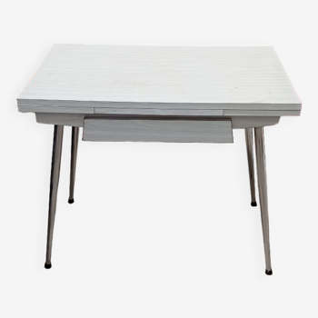 Table with extension