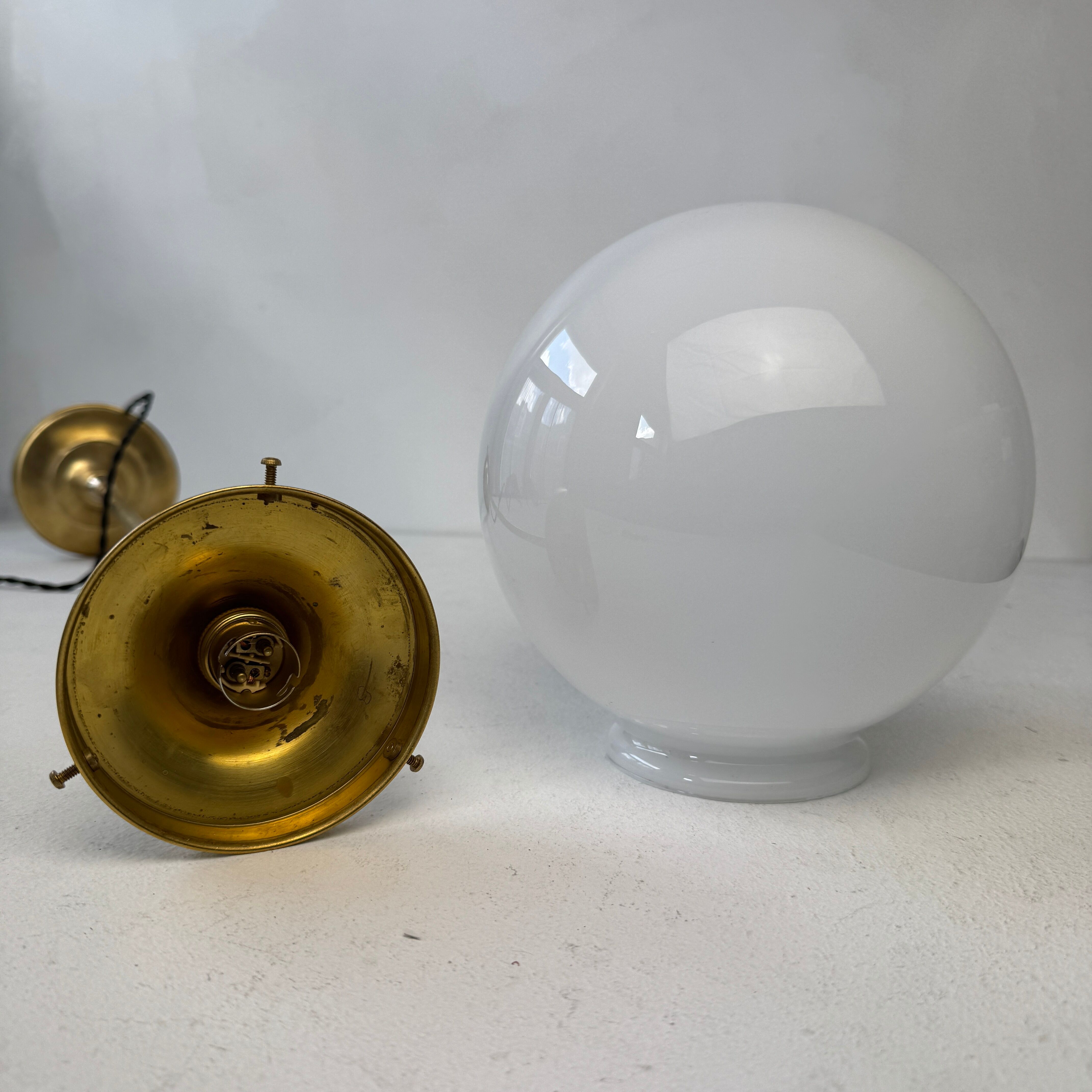 VINTAGE XXL OPALINE TABLE LAMP