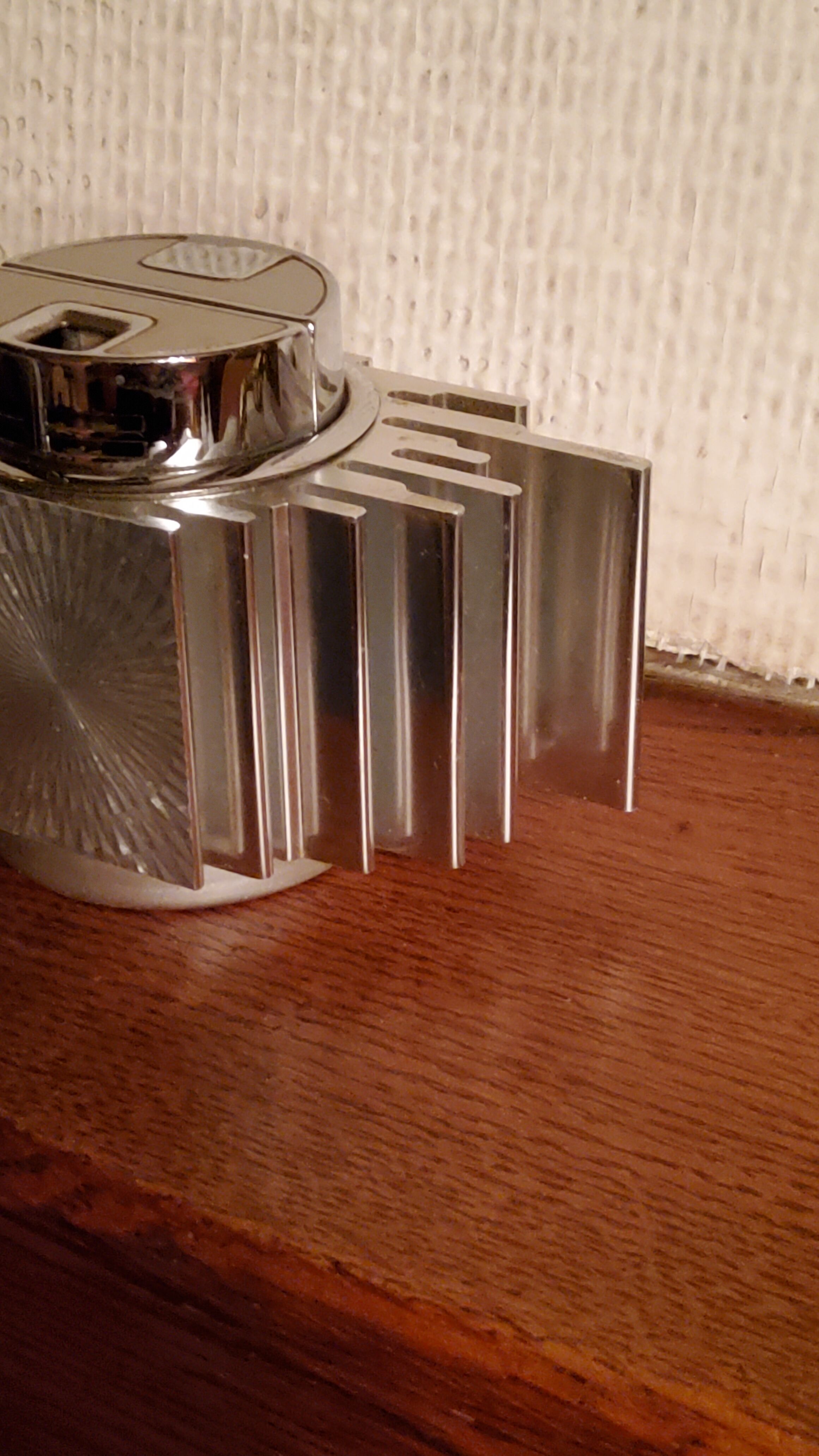 Briquet design japonais des années 70 Sarome Piezo Electric