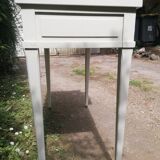 Table  bureau