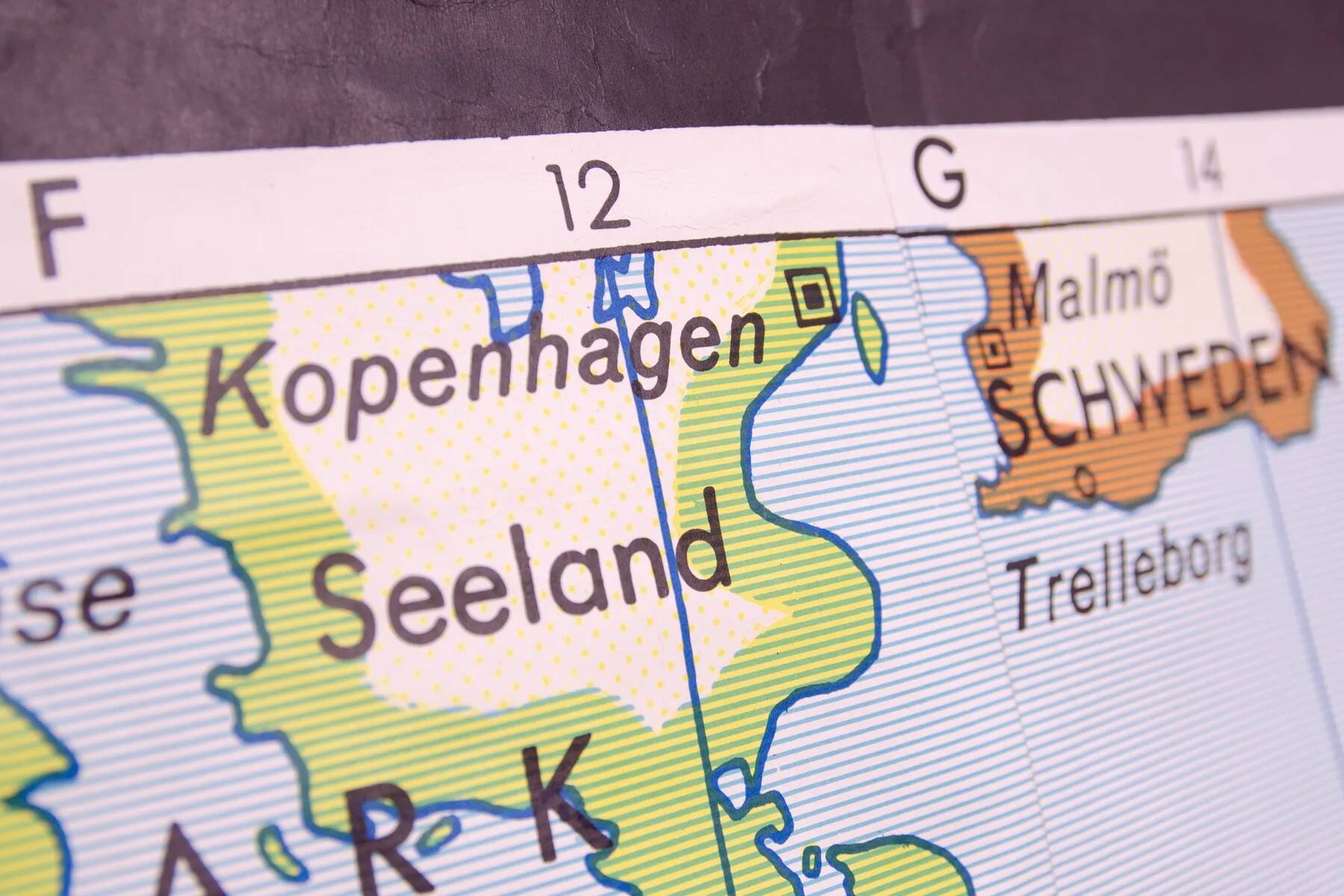 German Vintage school map of Central Europe, 1961