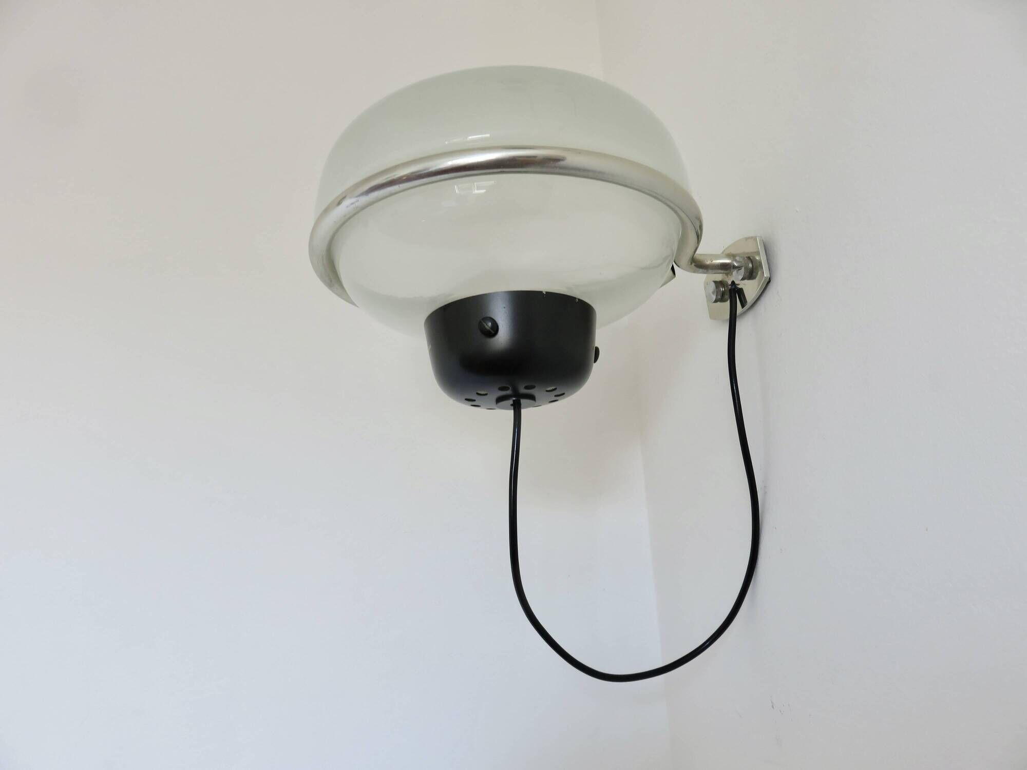 Gino Sarfatti, ARTELUCE, pair of wall lights no. 228 - year 1957