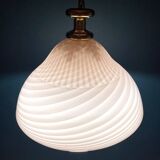 Large swirling Italian pendant lamp in pink Murano glass, 1970s.