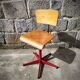 Chaise d'atelier pivotante