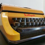 Machine à écrire Lilliput