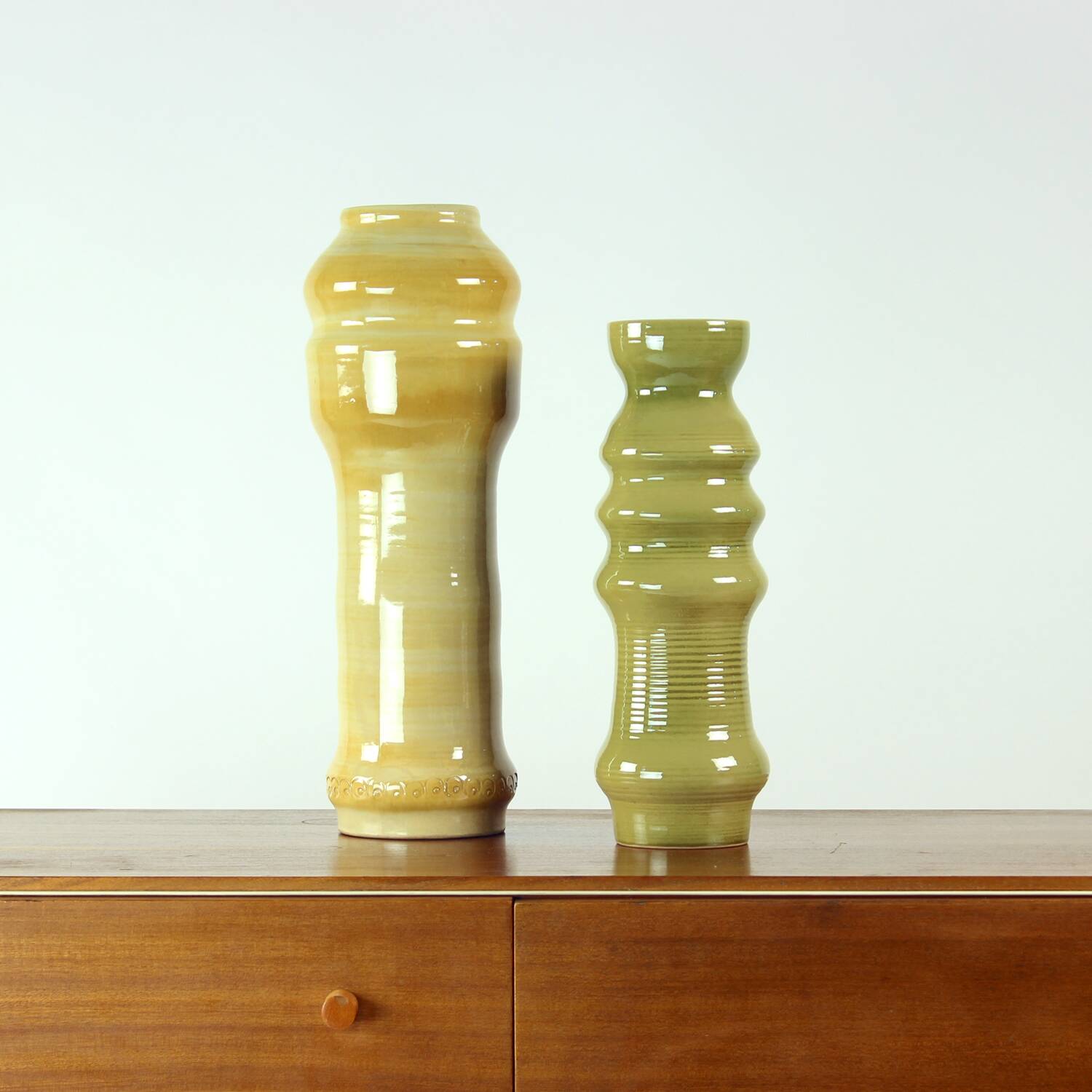 Lot de deux vases en céramique du milieu du siècle, Tchécoslovaquie, années 1960