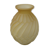 Vase Art Deco en verre pressé moulé jaune, 1920