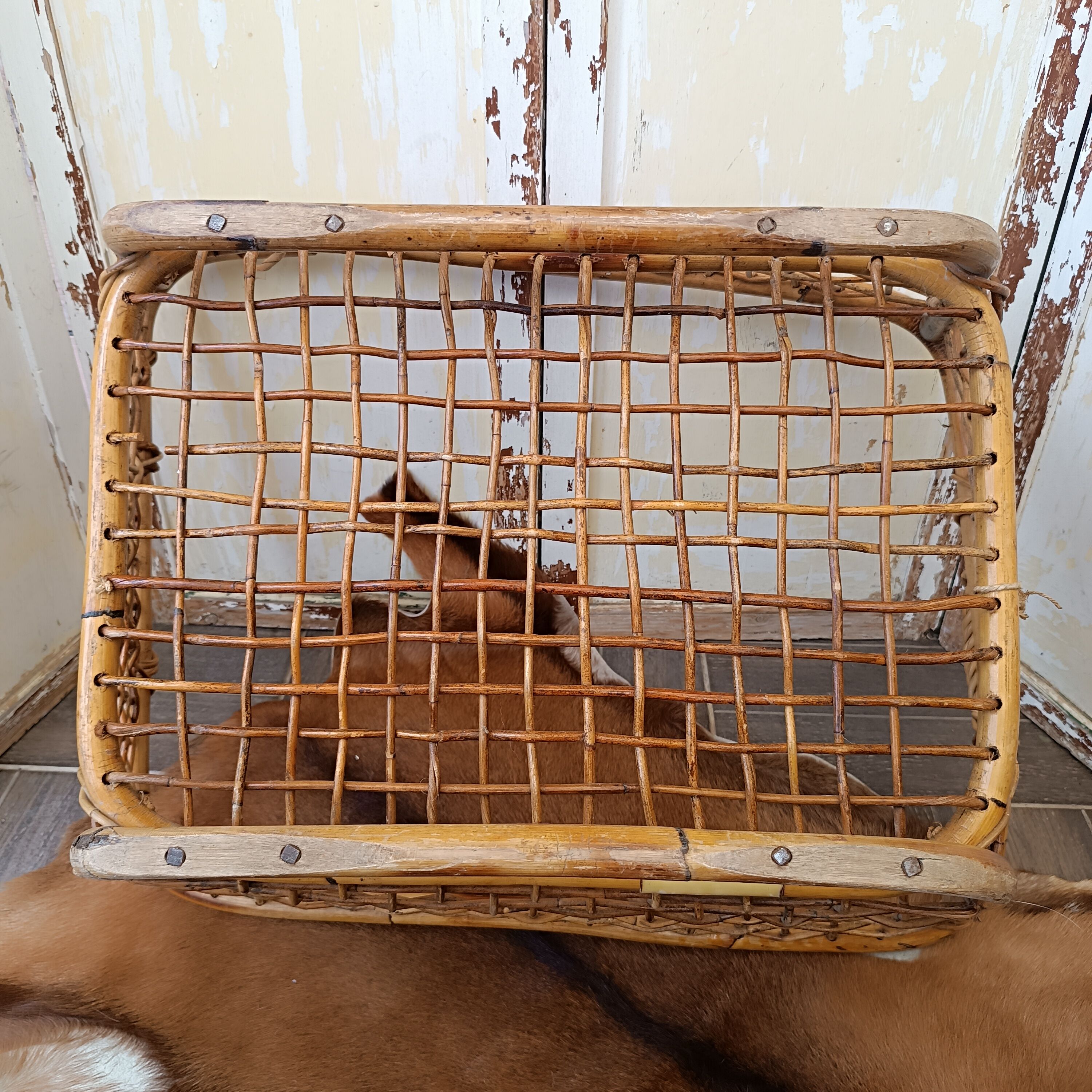 OLD BASKET OR LAUNDRY BASKET