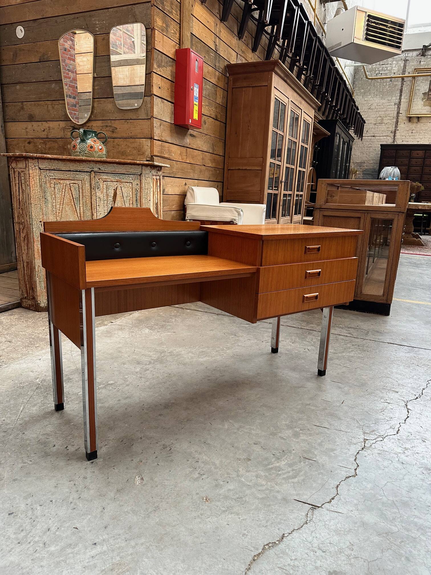 Coiffeuse années 60