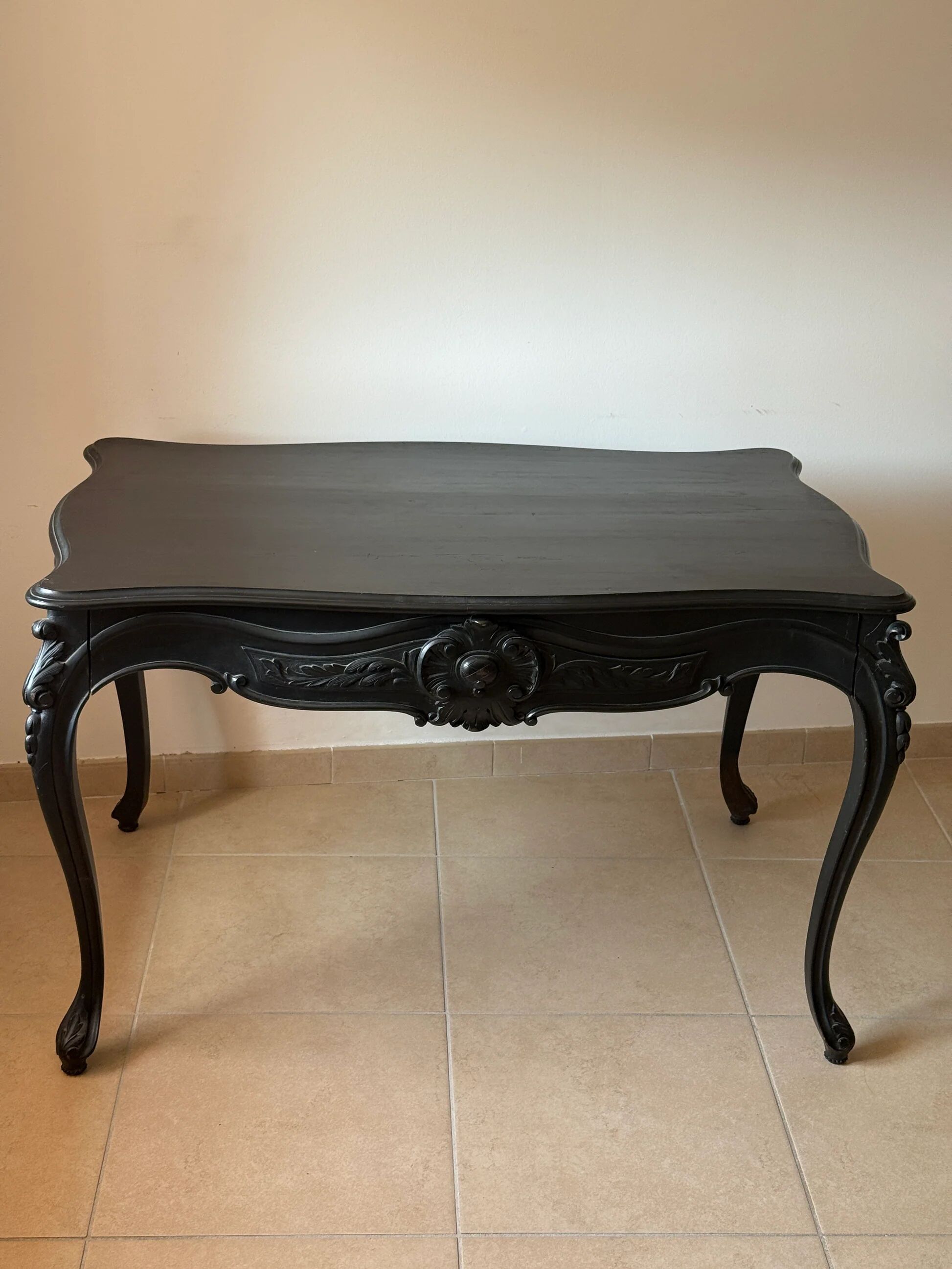 Table à manger  / bureau baroque en hêtre noir