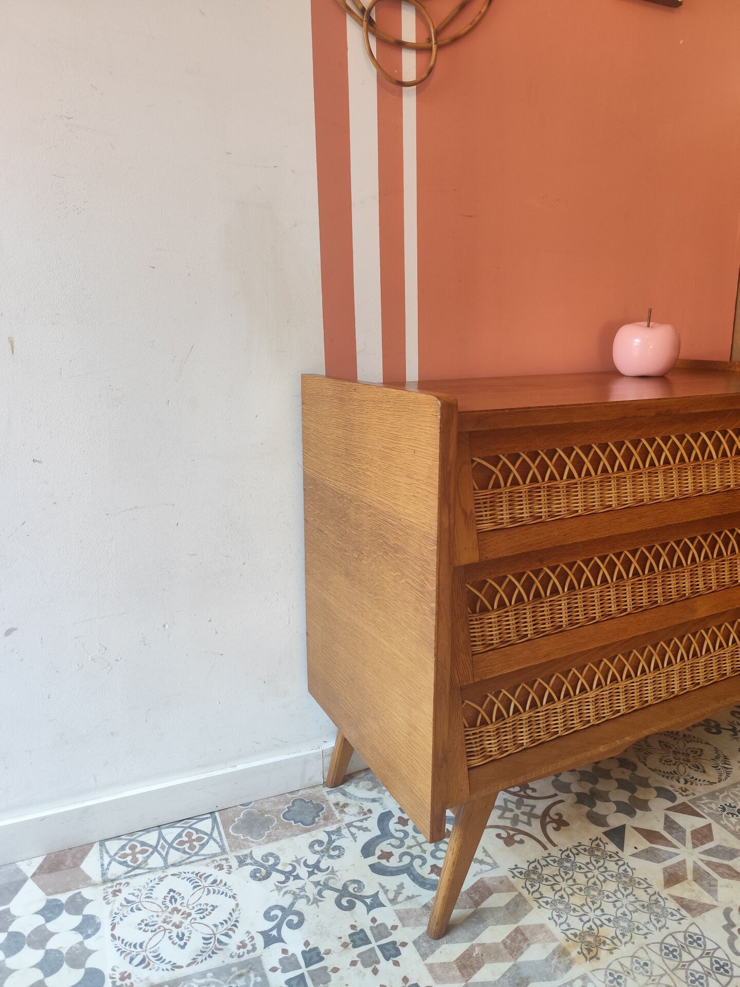 Vintage chest of drawers