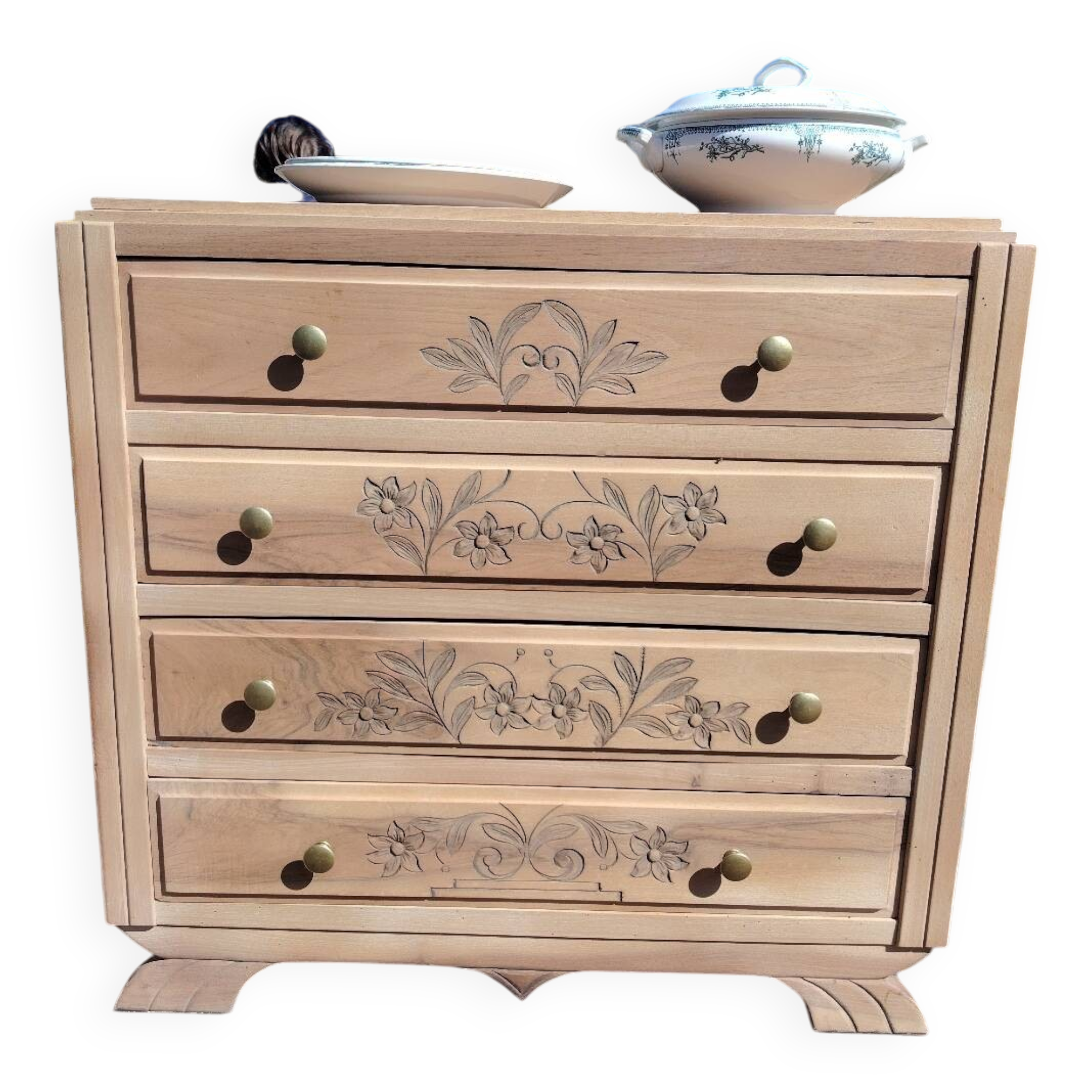 Art Deco chest of drawers