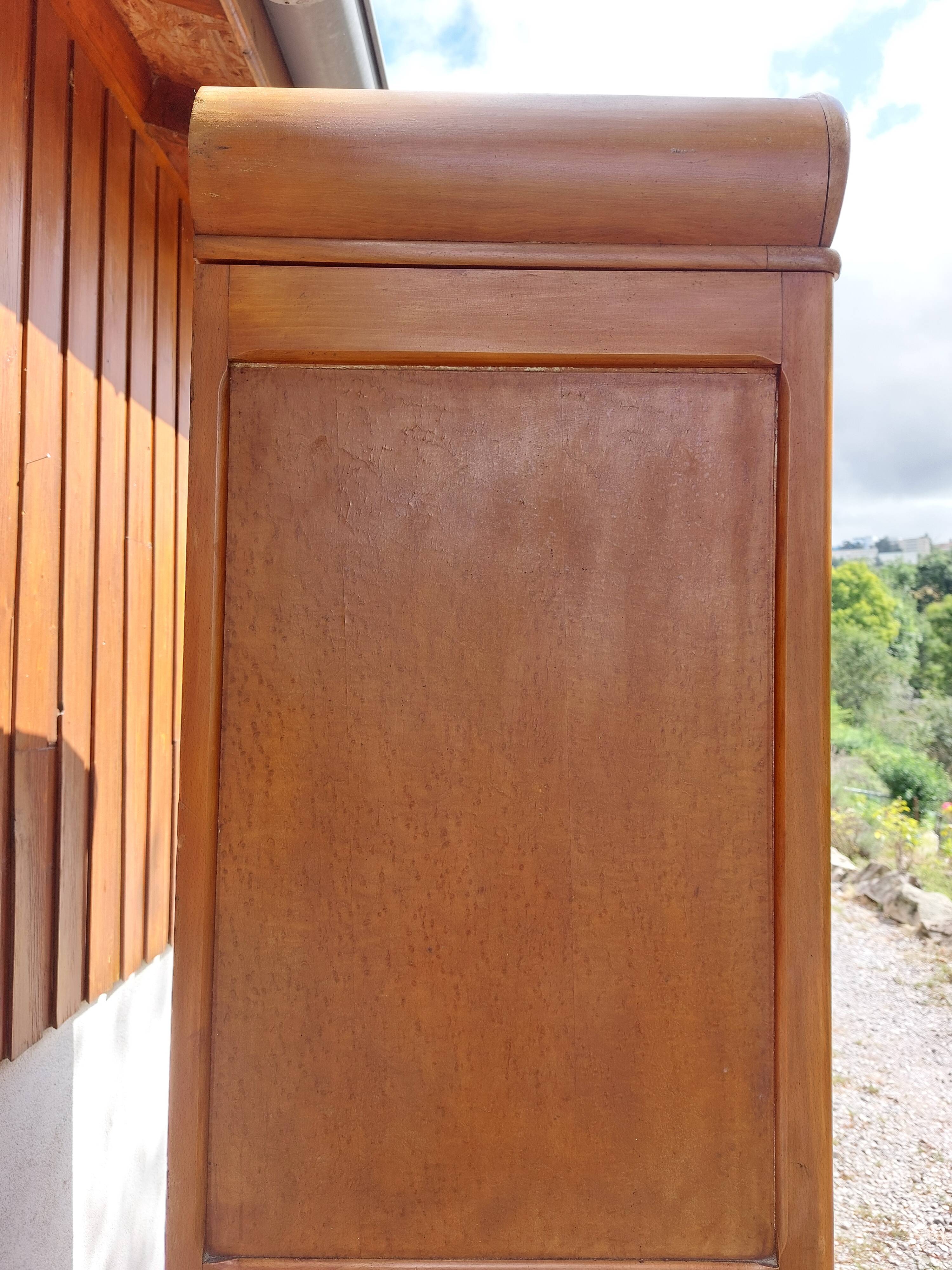 triple function wardrobe, hanging rail