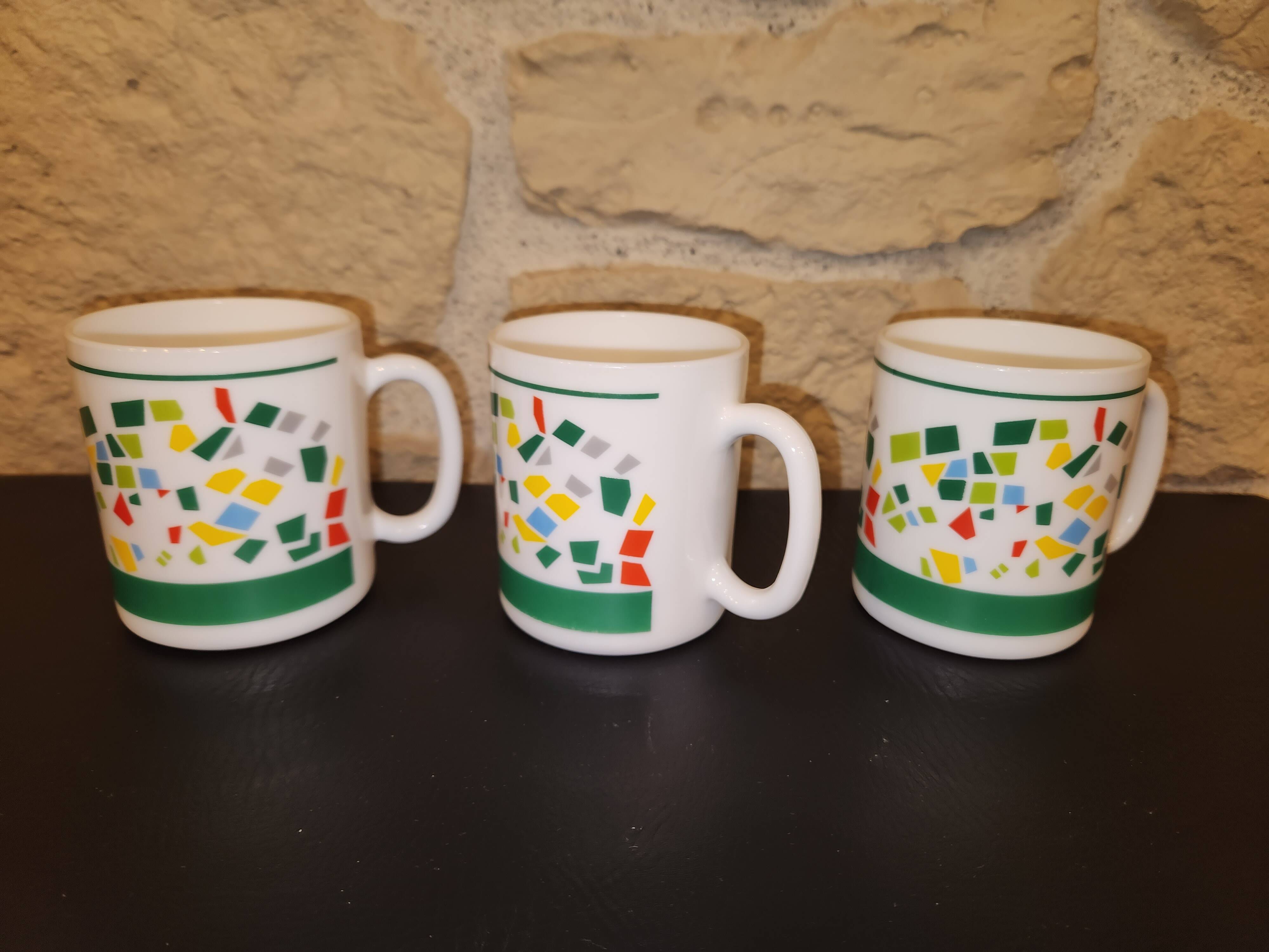 Set of 3 vintage “8 to 8” mugs – 1980s