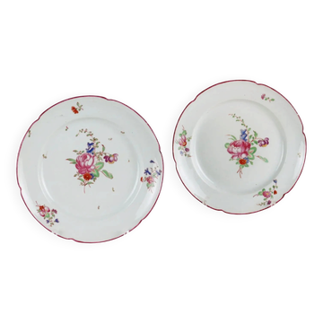 Paire d’assiettes anciennes Ludwigsburg Man en porcelaine, début XIXe siècle