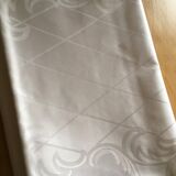 White damask tablecloth