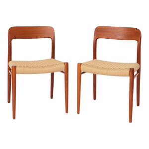 2 chaises Niels Moller, modèle