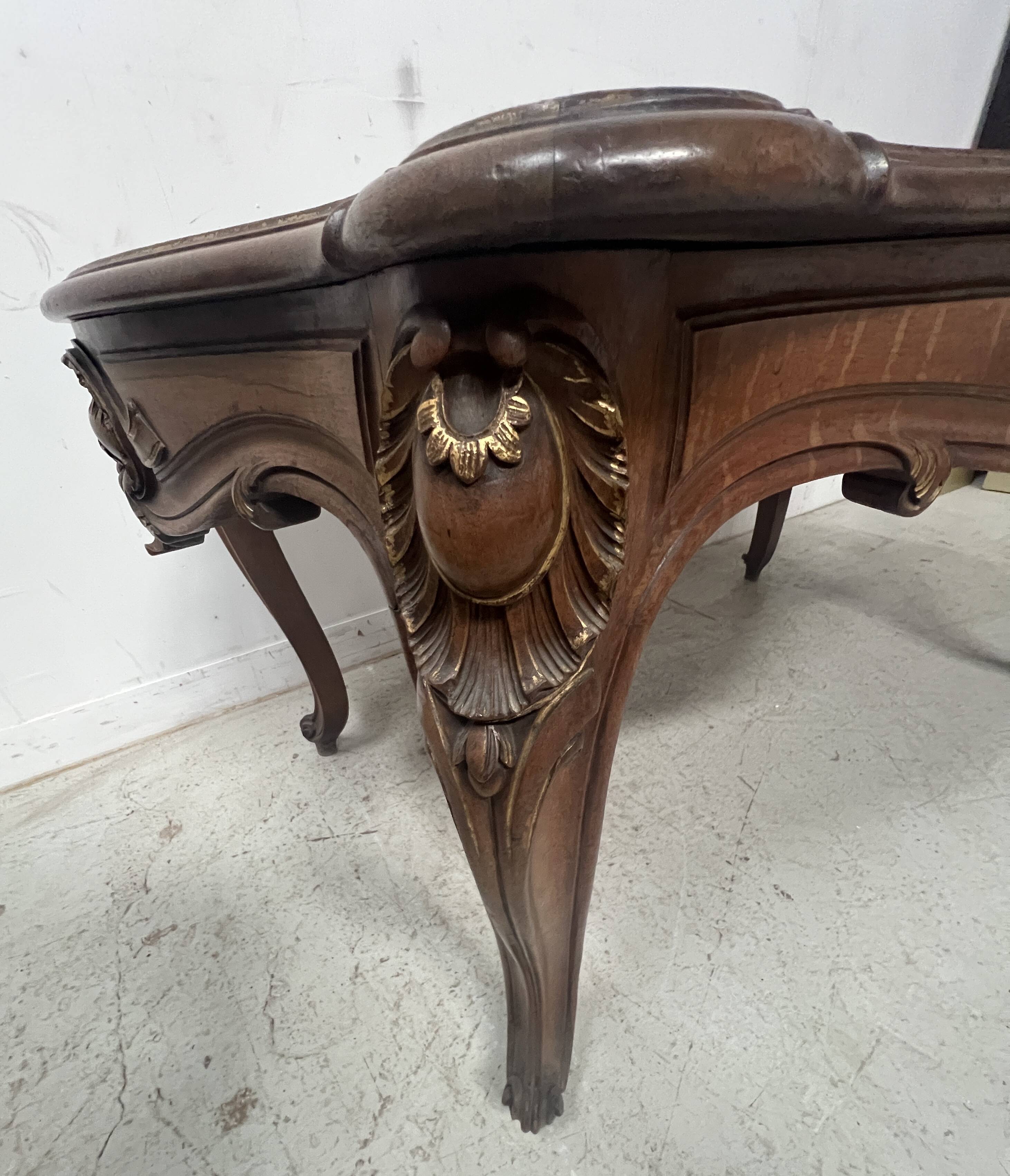 Louis XV style desk in solid walnut, 19th century