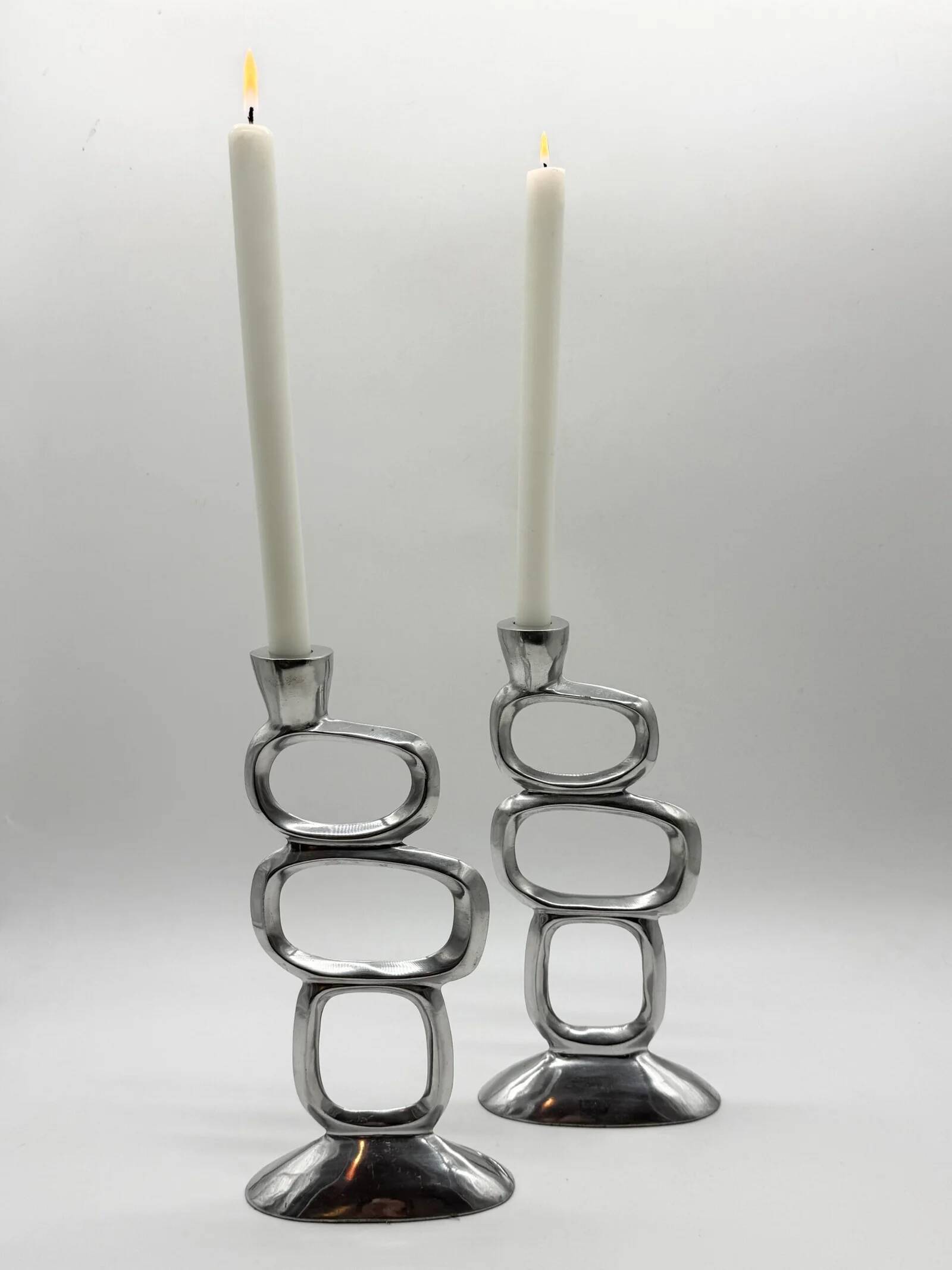 Pair of candlesticks "Circle" – Matthew Hilton, 1980s