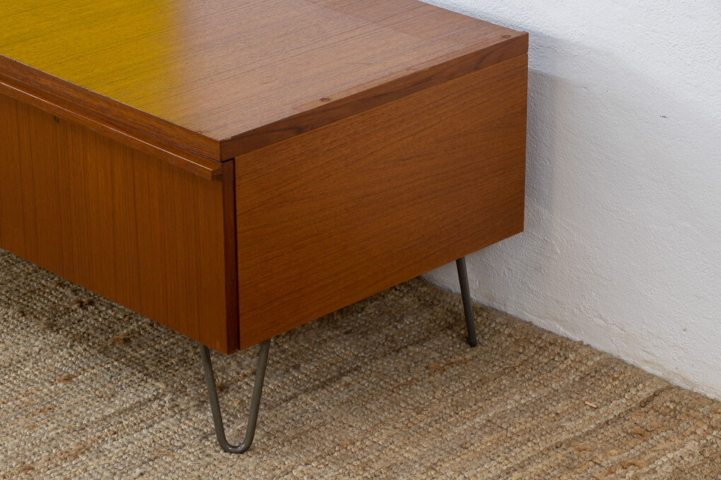Vintage scandinavian row – 127.5 cm