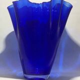Murano - Vase mouchoir en verre bleu cobalt 25 cm de haut