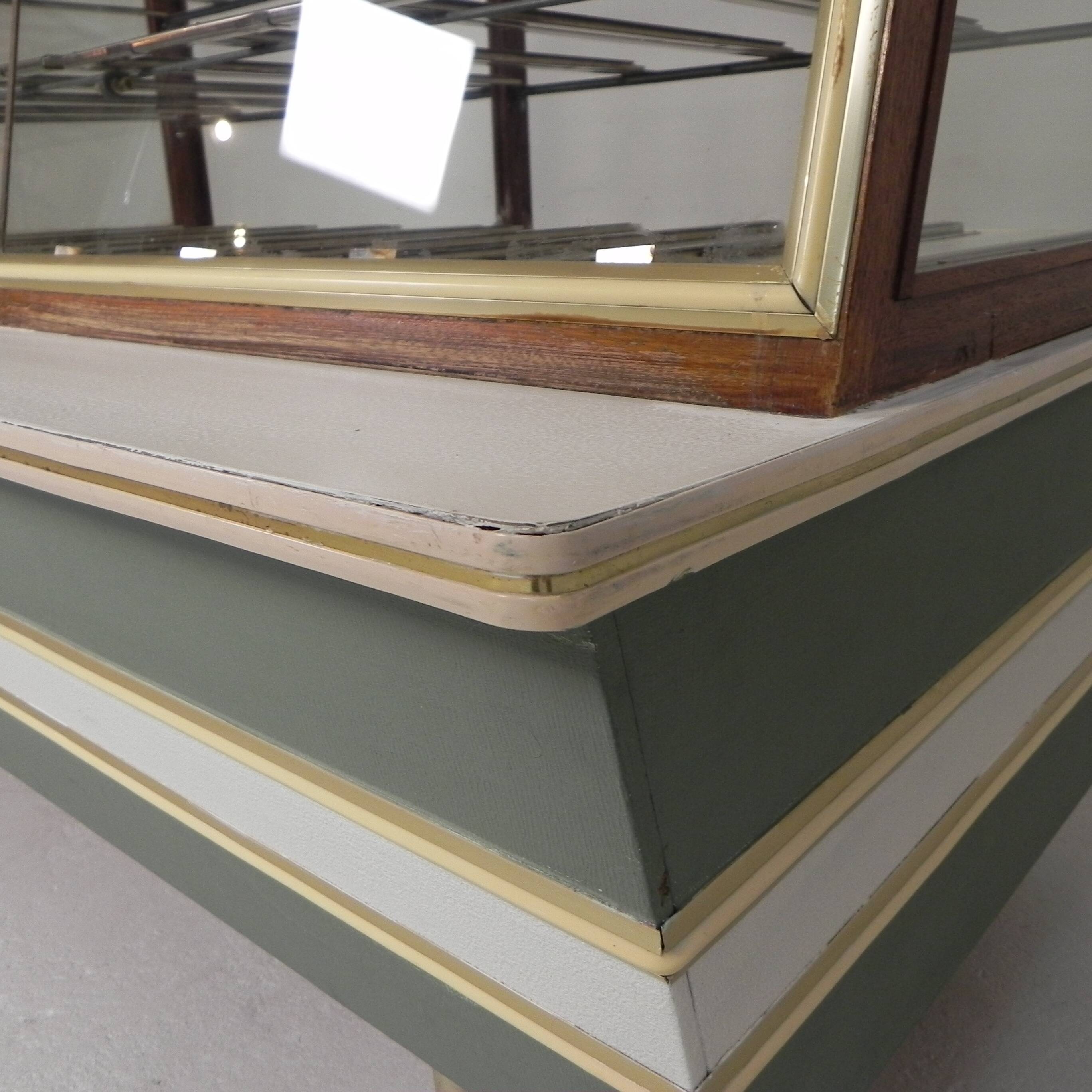 Bakery display case, Esme counter Groningen, 1950s