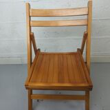 Paire de chaises pliantes en hêtre