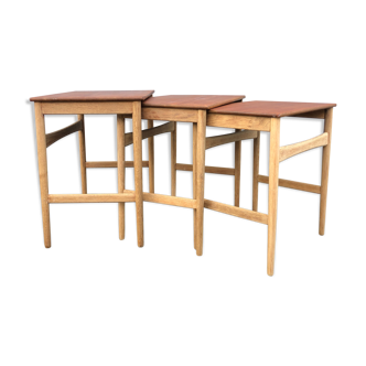 Tables gigognes « AT40 » de Hans Wegner pour Andrea Tuck