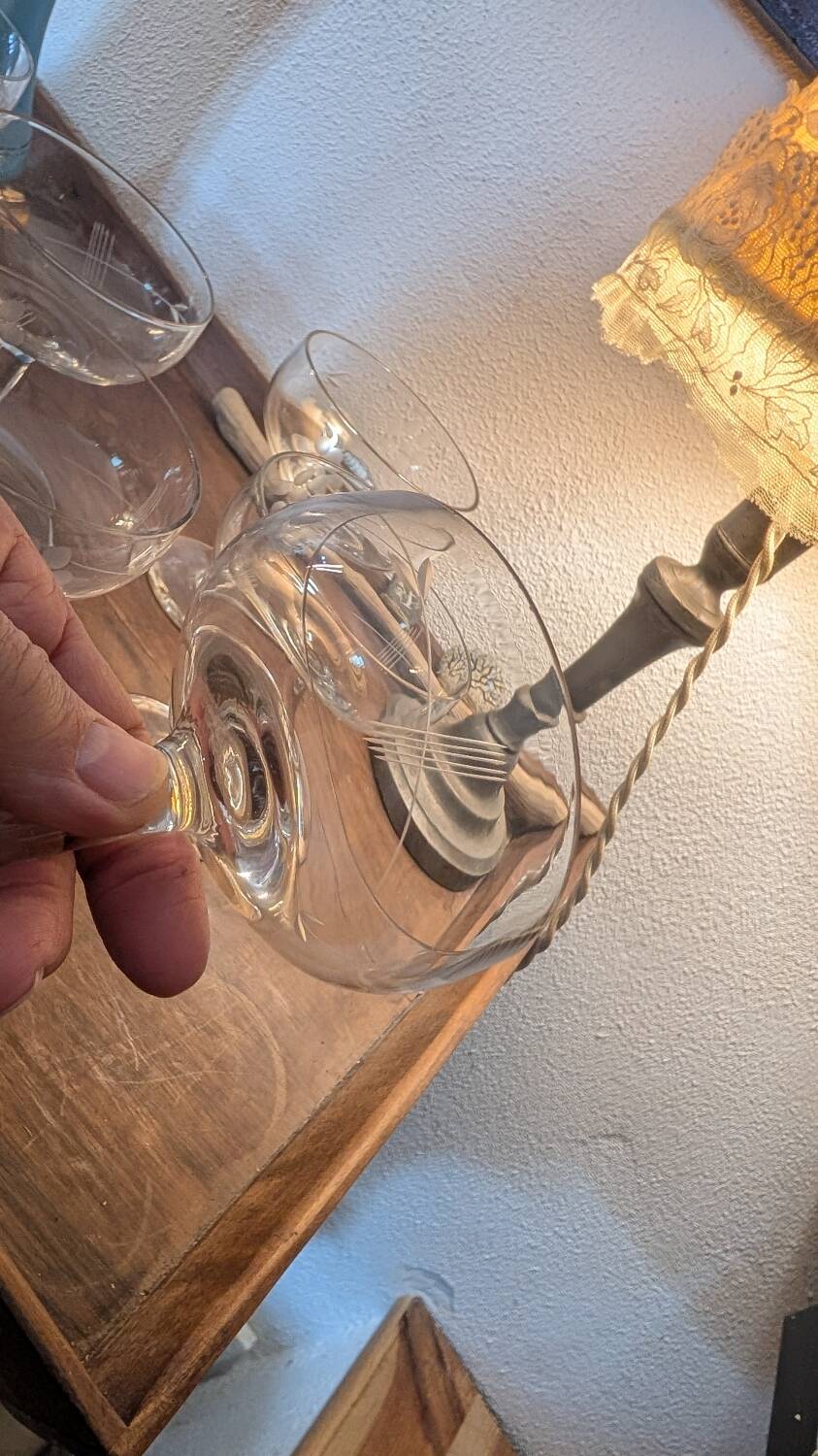 Coupes en verre ciselé années 50