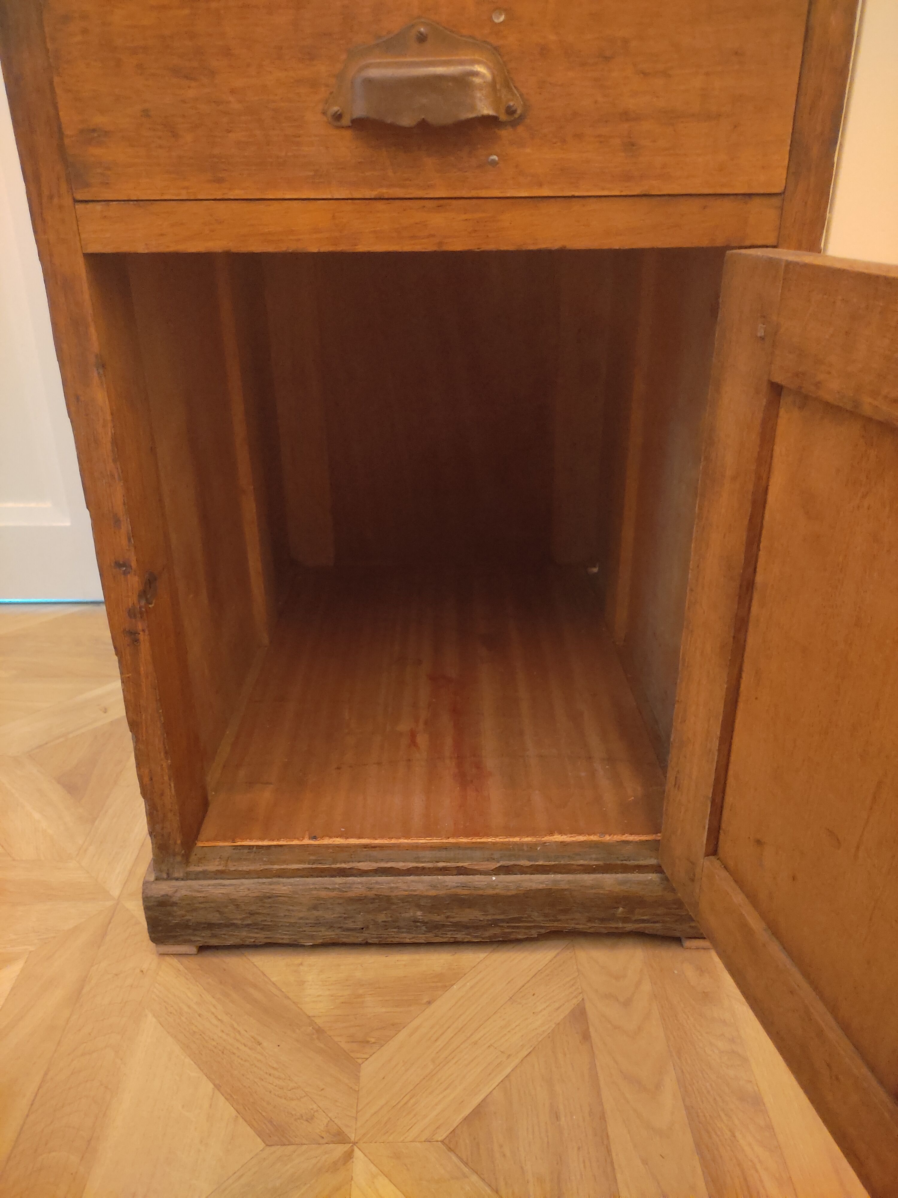 Wooden craft furniture