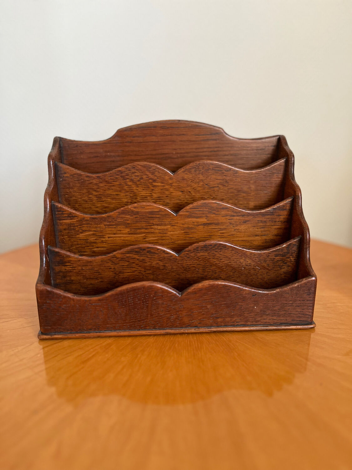 Porte-courrier en bois vintage