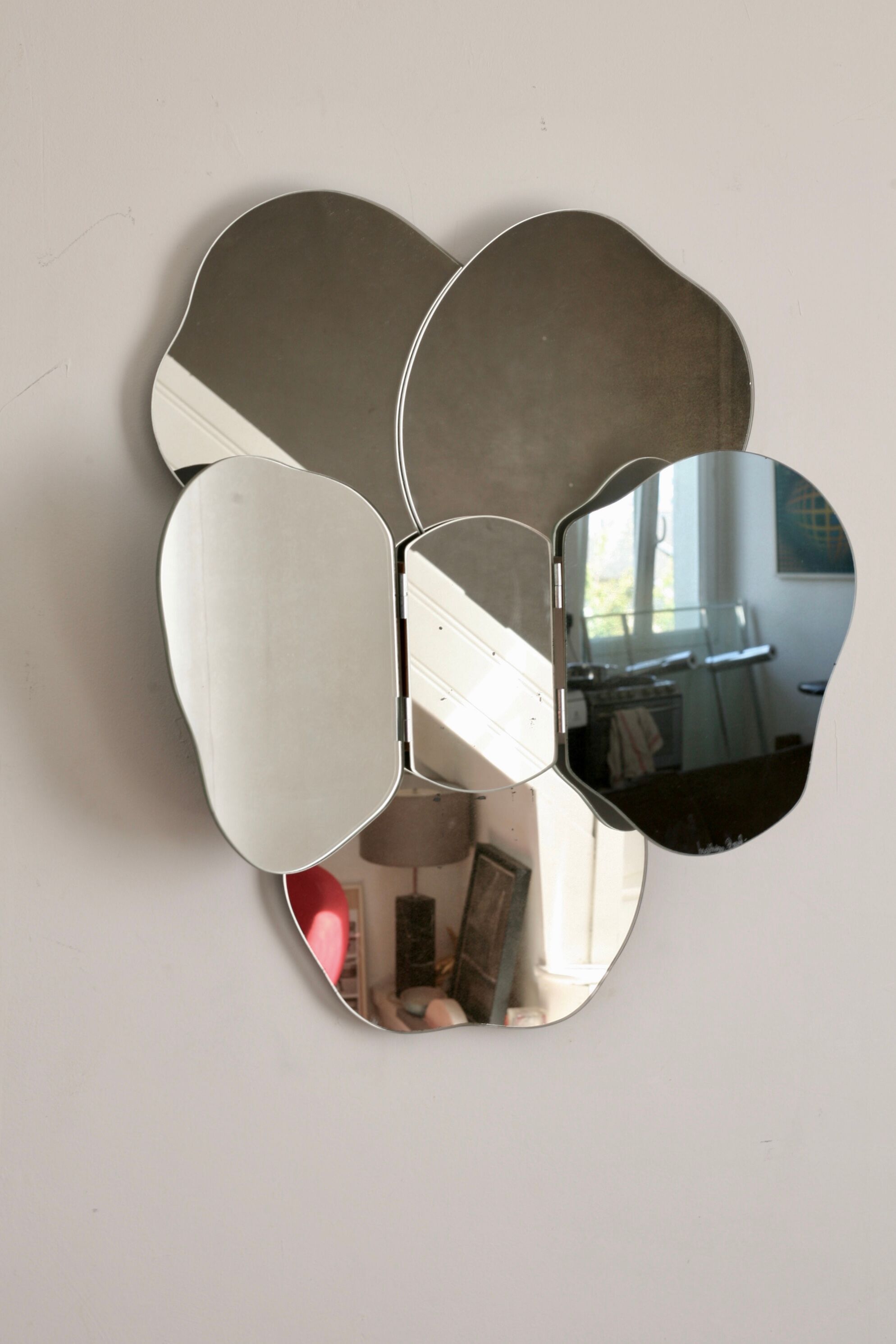 Removable wall mirror, circa 1970 68x76cm