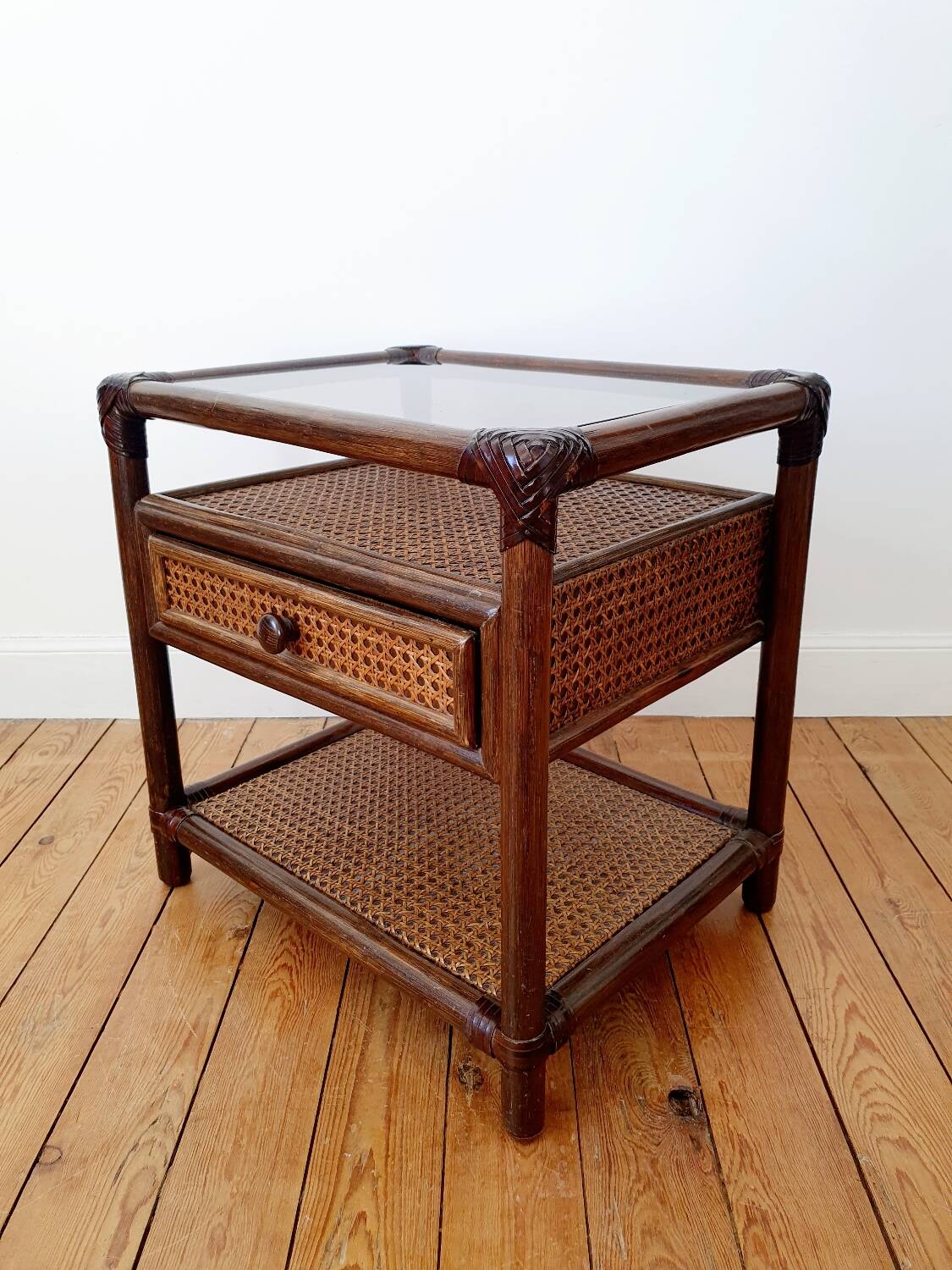Table de chevet Roche Bobois en rotin