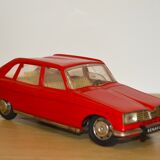 Renault 16 Red Joustra