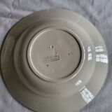 Set of 4 Vincennes earthenware soup plates, Paris.