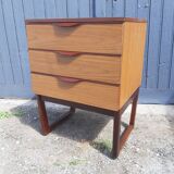 Scandinavian style bedside/chest of drawers, Europa