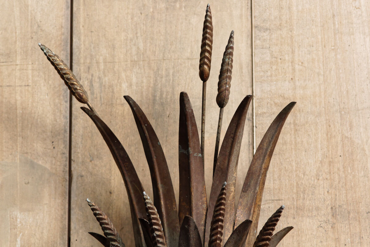 Wall lamp, sheaf of wheat