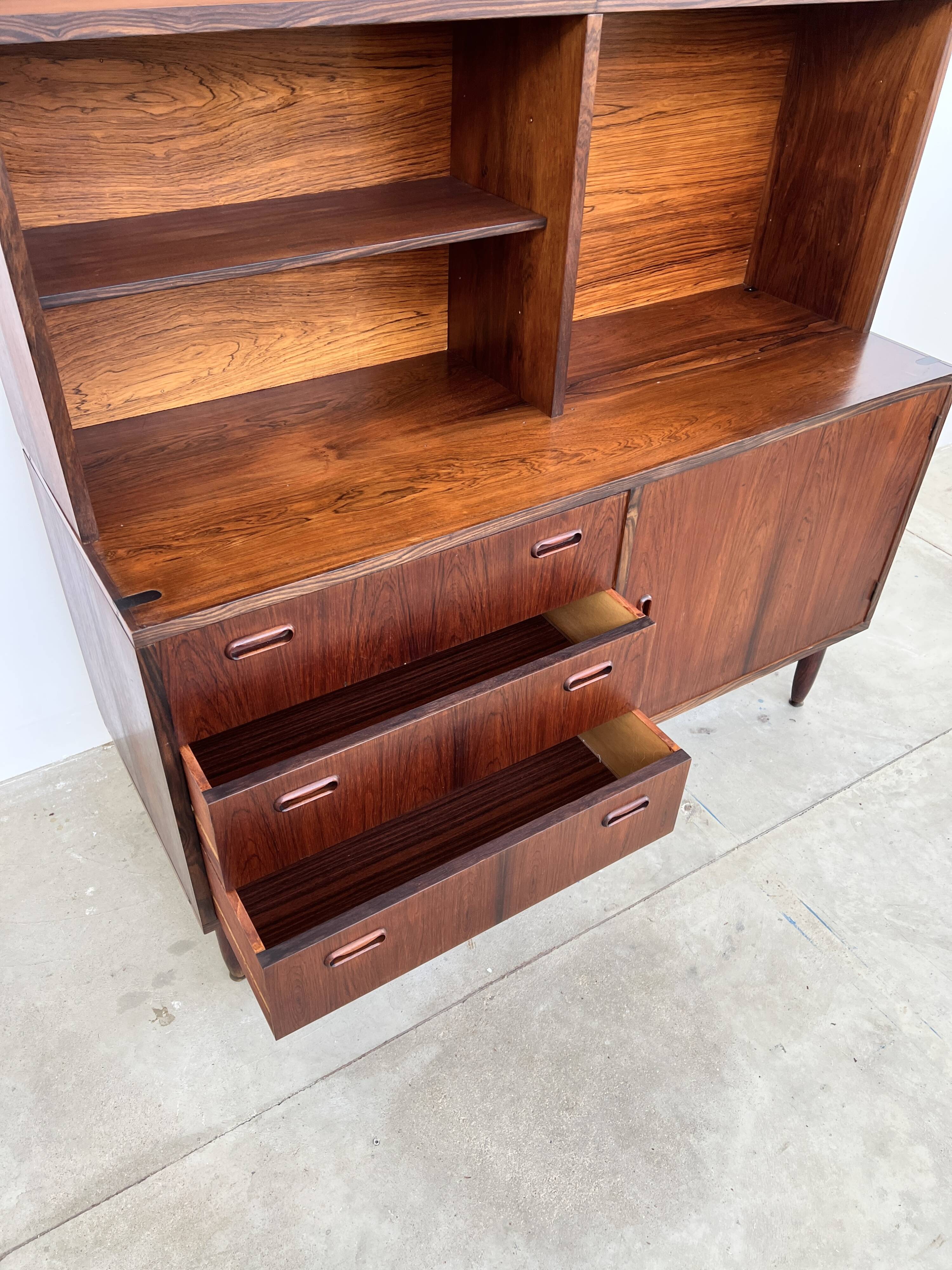 Modular bookshelf and storage unit in rosewood from the 1970s.