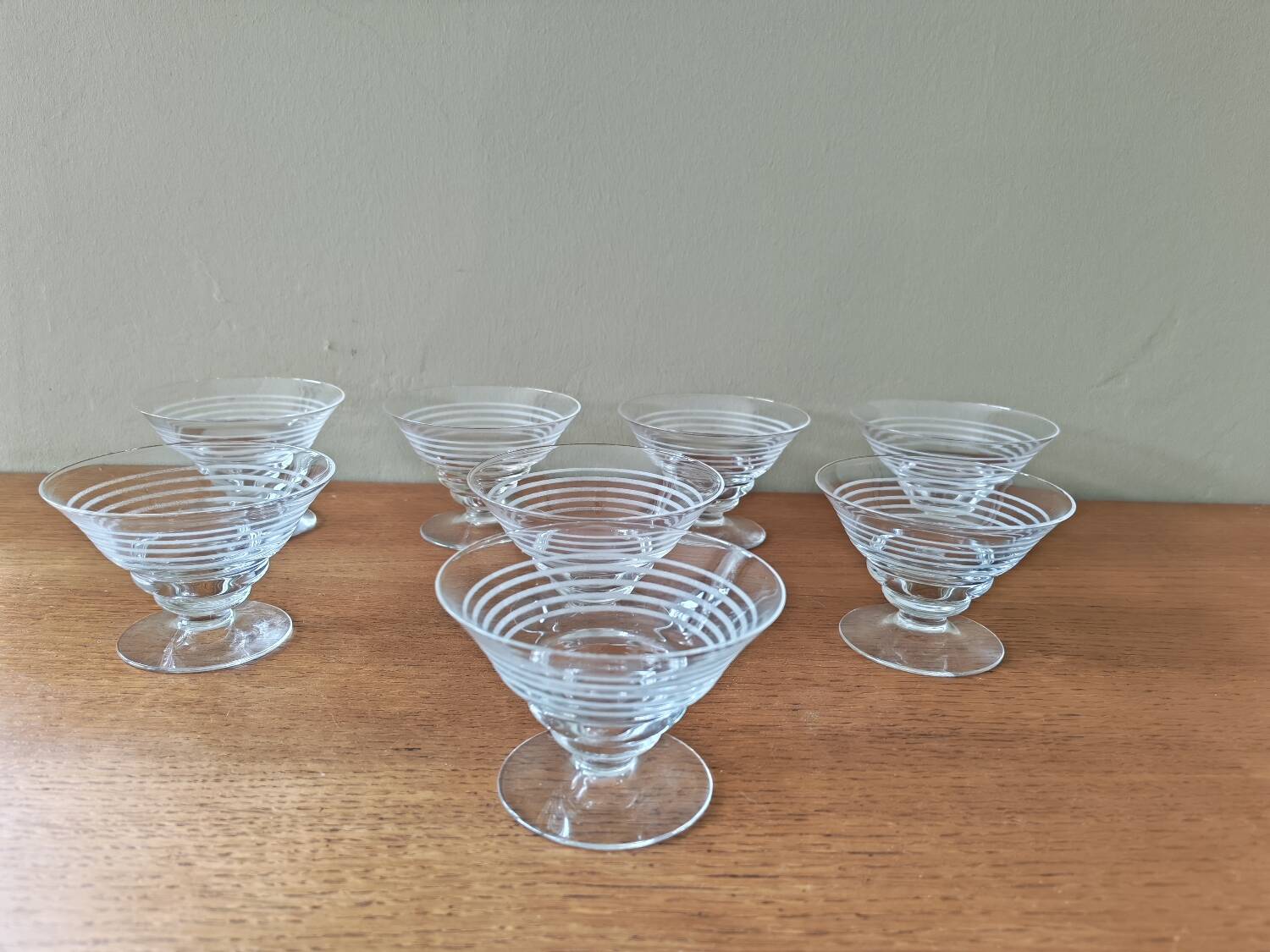 Set of 8 Art Deco champagne glasses
